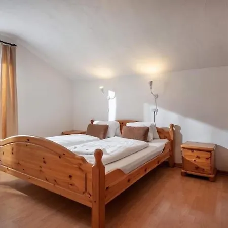 Gasthof Kaiserblick Bed & Breakfast 2*