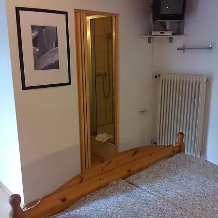 Gasthof Kaiserblick Bed and breakfast 2*